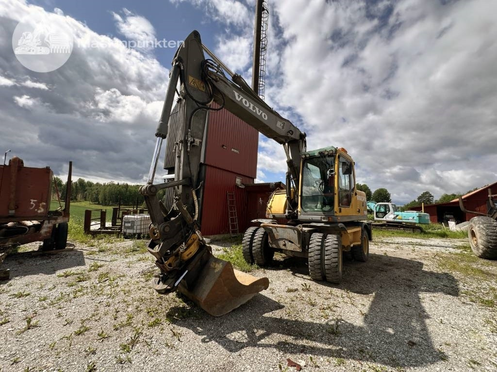 Volvo EW 160 B - Pelle sur pneus: photos 3 Volvo EW 160 B - Pelle sur pneus: photos 3
