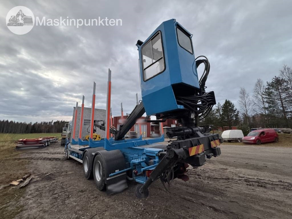 Volvo F 16 - Camion grumier: photos 3 Volvo F 16 - Camion grumier: photos 3