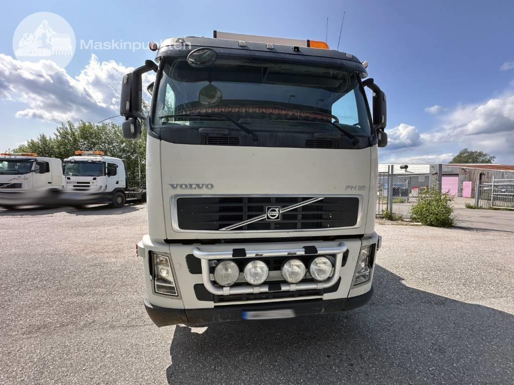 Volvo FH 12 460 CAMELEONT - Camion porte-conteneur/ Caisse mobile: photos 2 Volvo FH 12 460 CAMELEONT - Camion porte-conteneur/ Caisse mobile: photos 2