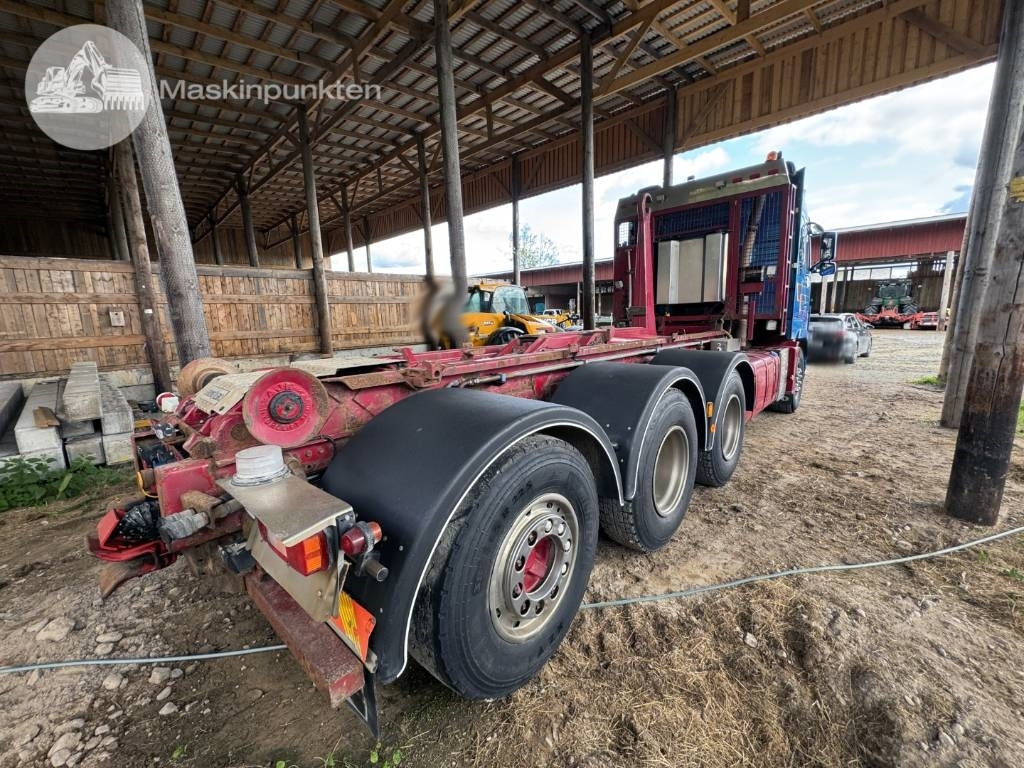 Volvo FH 16 550 - Camion ampliroll: photos 4 Volvo FH 16 550 - Camion ampliroll: photos 4