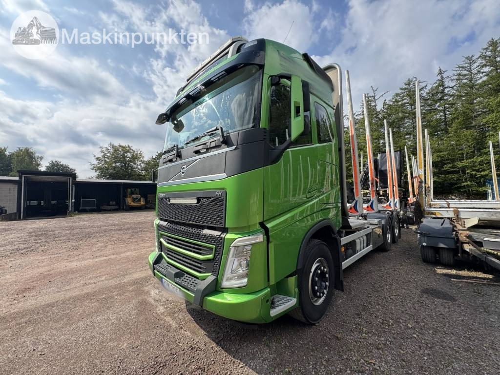 Volvo FH 16 550 - Camion grumier: photos 1 Volvo FH 16 550 - Camion grumier: photos 1