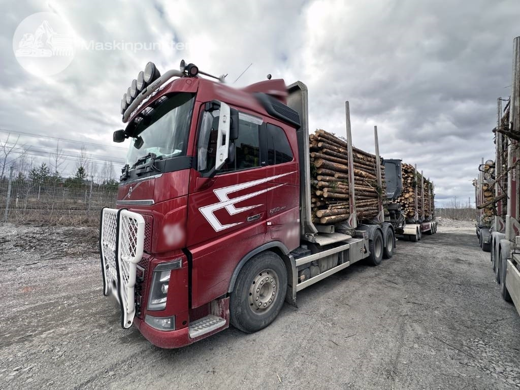 Volvo FH 16 650 - Camion grumier: photos 3 Volvo FH 16 650 - Camion grumier: photos 3