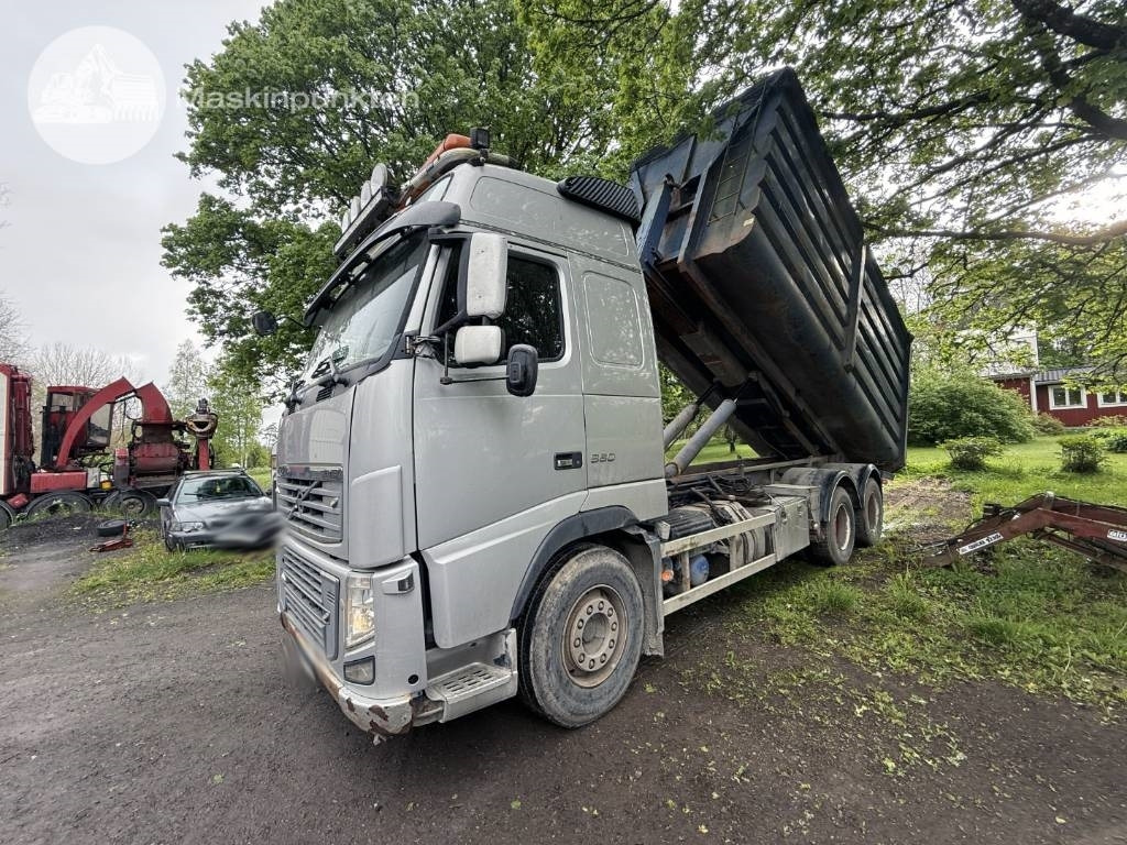 Volvo FH 16 660 - Camion ampliroll: photos 1 Volvo FH 16 660 - Camion ampliroll: photos 1