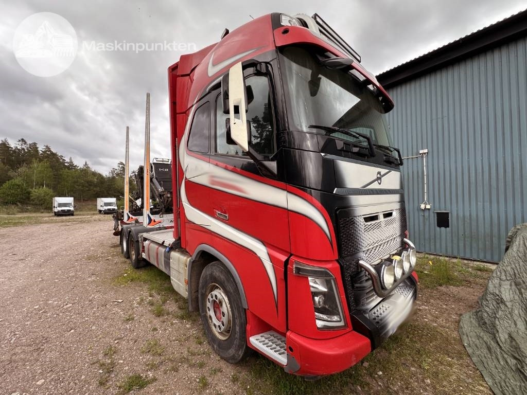 Volvo FH 16 750 - Camion grumier: photos 2 Volvo FH 16 750 - Camion grumier: photos 2