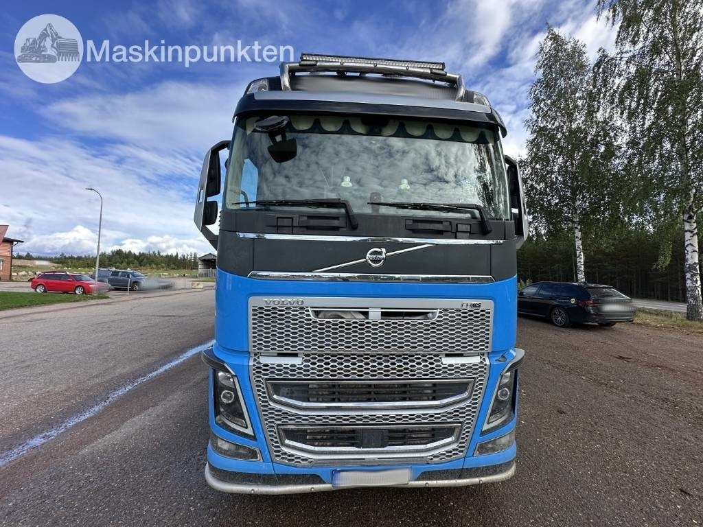 Volvo FH 16 750 - Camion grumier: photos 3 Volvo FH 16 750 - Camion grumier: photos 3