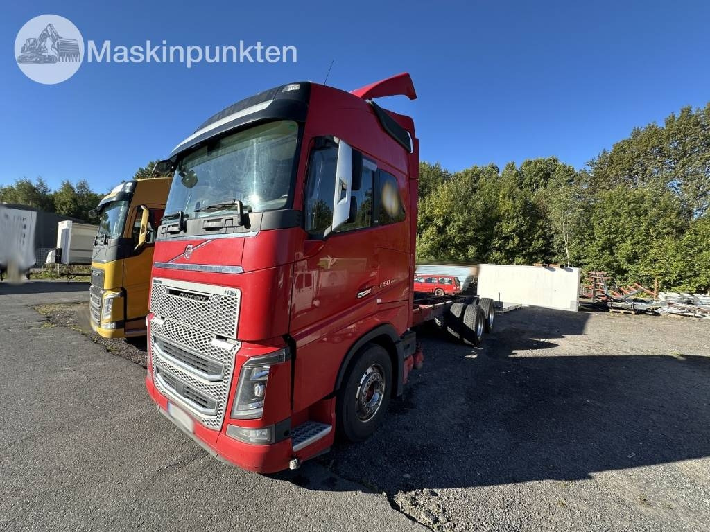 Volvo FH 16 - Châssis cabine: photos 1 Volvo FH 16 - Châssis cabine: photos 1