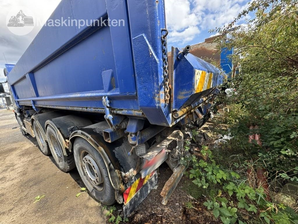 Volvo FM 440 CAMELEONT + BERFLAK + BETONGBLANDARE  - Camion porte-conteneur/ Caisse mobile: photos 2 Volvo FM 440 CAMELEONT + BERFLAK + BETONGBLANDARE  - Camion porte-conteneur/ Caisse mobile: photos 2