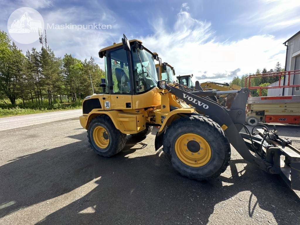 Volvo L 35 G - Chargeuse sur pneus: photos 5 Volvo L 35 G - Chargeuse sur pneus: photos 5