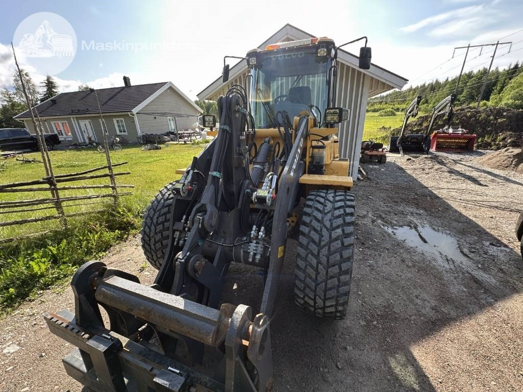 Volvo L 35 G - Chargeuse sur pneus: photos 2 Volvo L 35 G - Chargeuse sur pneus: photos 2