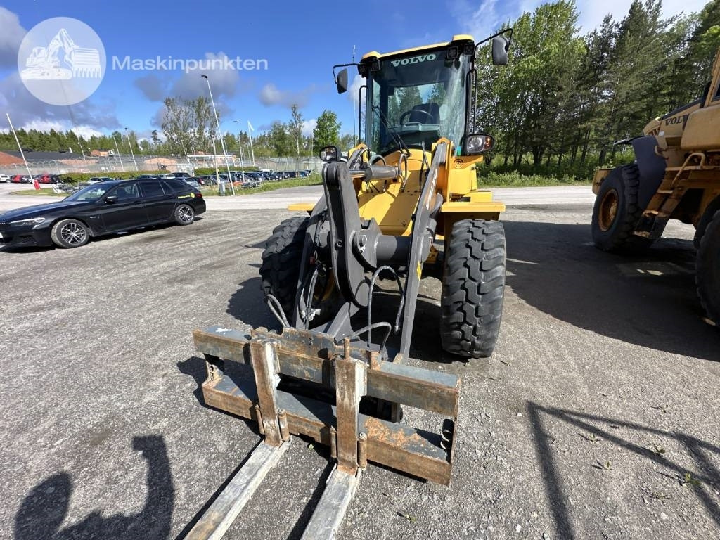 Volvo L 35 G - Chargeuse sur pneus: photos 2 Volvo L 35 G - Chargeuse sur pneus: photos 2
