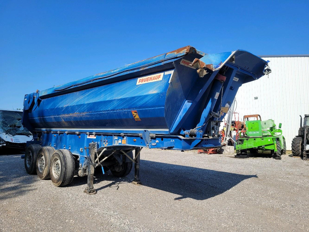 FRUEHAUF BENNE TP FST4FC - Semi-remorque benne: photos 1 FRUEHAUF BENNE TP FST4FC - Semi-remorque benne: photos 1