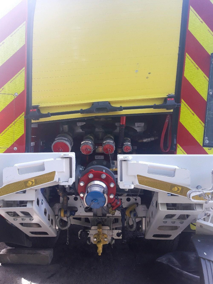 Camion de pompier RENAULT D 4X4 TOUT-TERRAIN INCENDIE: photos 6