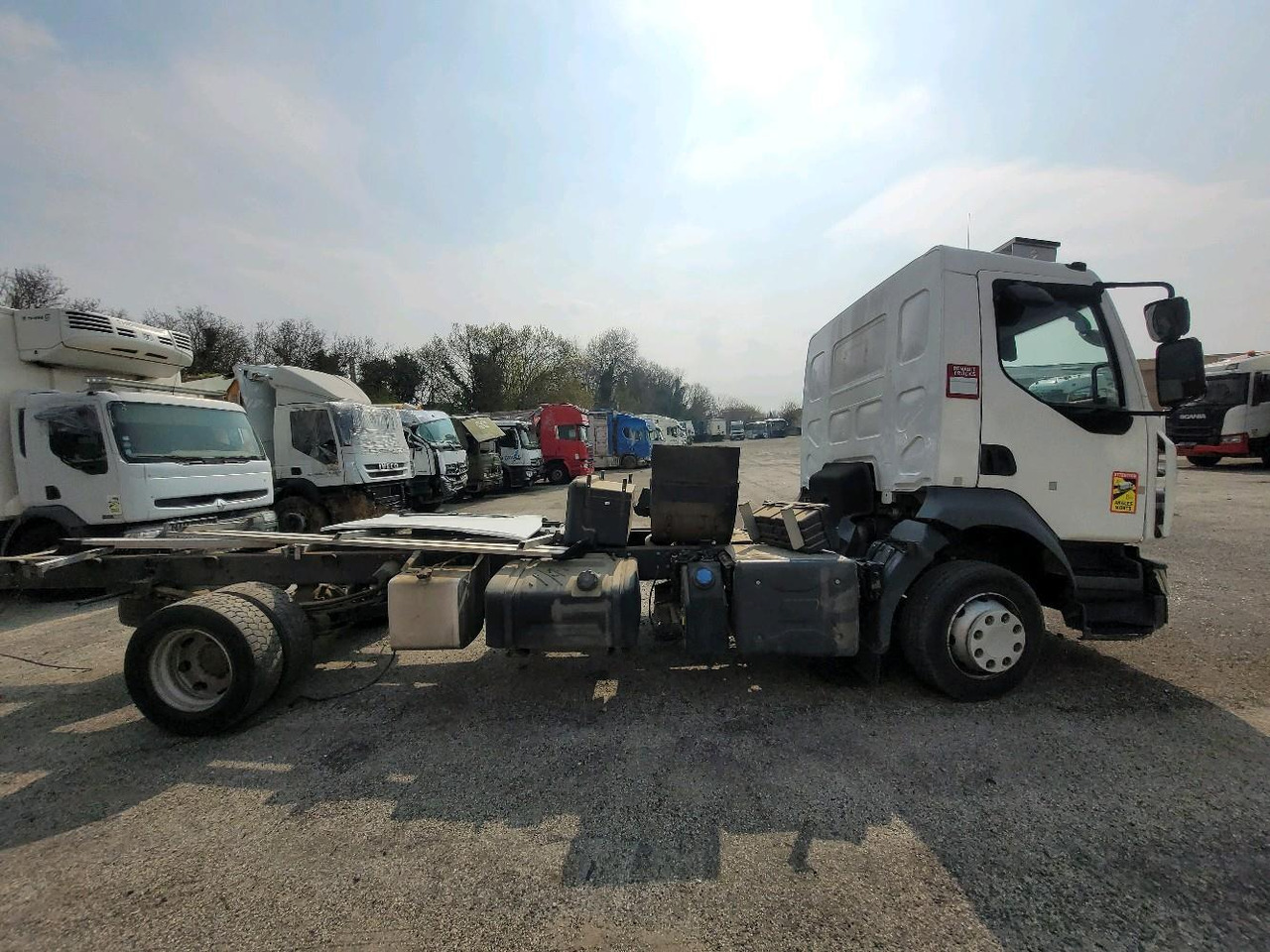 RENAULT D12 - Châssis cabine: photos 3 RENAULT D12 - Châssis cabine: photos 3