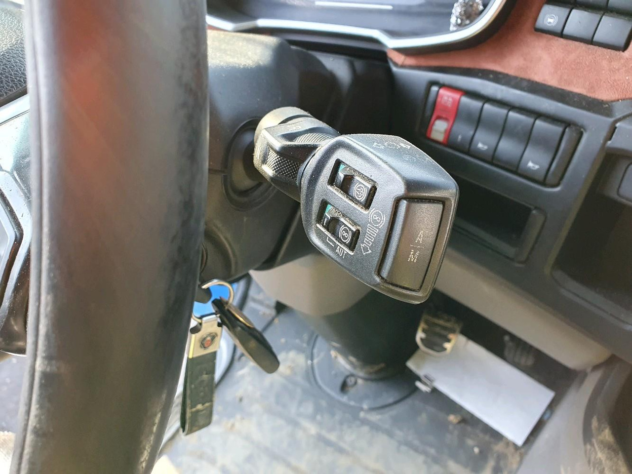 Camion bétaillère SCANIA R580: photos 15 Camion bétaillère SCANIA R580: photos 15