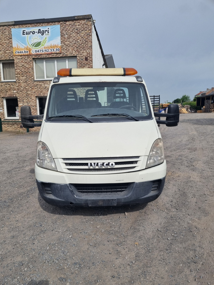 IVECO DAILY 35C18 - Tracteur routier BE: photos 3 IVECO DAILY 35C18 - Tracteur routier BE: photos 3