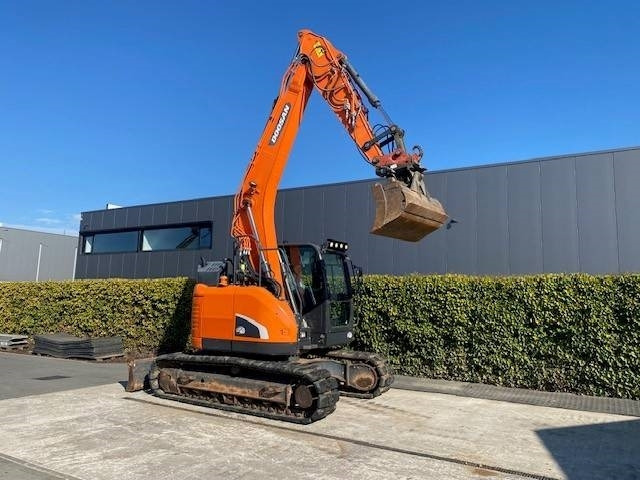 Doosan DX 140 LCR-5 - Pelle sur chenille: photos 5 Doosan DX 140 LCR-5 - Pelle sur chenille: photos 5