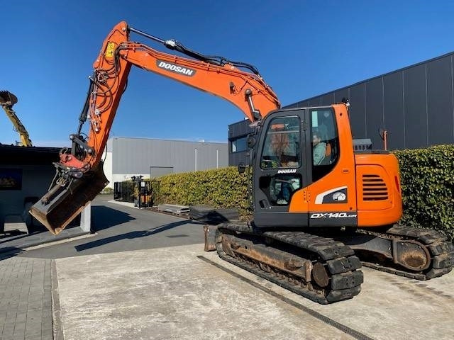 Doosan DX140LCR-5 - Pelle sur chenille: photos 1 Doosan DX140LCR-5 - Pelle sur chenille: photos 1