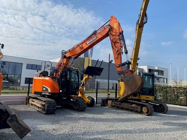Doosan DX140LCR-5 - Pelle sur chenille: photos 5 Doosan DX140LCR-5 - Pelle sur chenille: photos 5