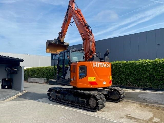 Hitachi 135US-6 - Pelle sur chenille: photos 1 Hitachi 135US-6 - Pelle sur chenille: photos 1