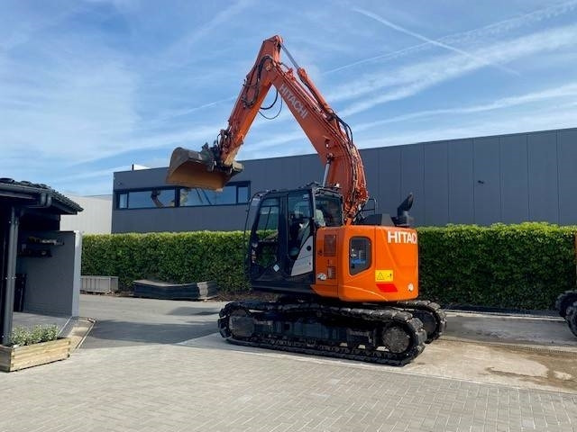 Hitachi 135US-6 - Pelle sur chenille: photos 3 Hitachi 135US-6 - Pelle sur chenille: photos 3