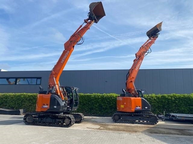Hitachi 135US-6 - Pelle sur chenille: photos 2 Hitachi 135US-6 - Pelle sur chenille: photos 2