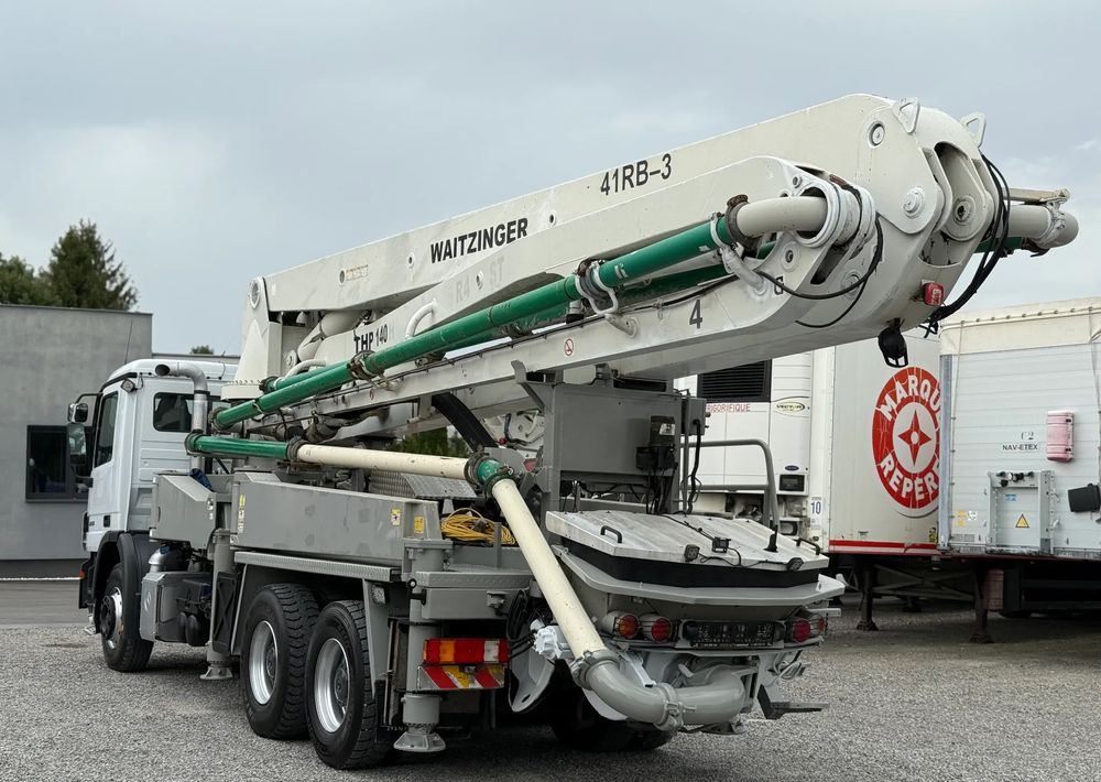 Mercedes-Benz ACTROS 2636 6X4 36 M WAITZINGER - Camion pompe: photos 5 Mercedes-Benz ACTROS 2636 6X4 36 M WAITZINGER - Camion pompe: photos 5