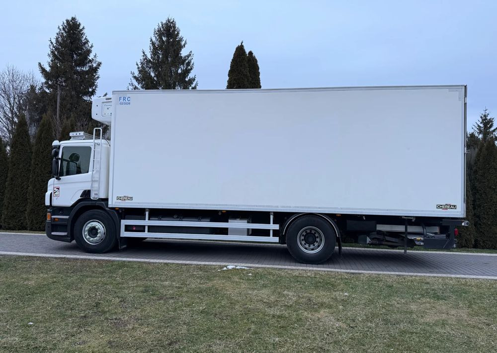 Scania P 280 CHEREAU CARRIER HAKÓWKA - Camion frigorifique: photos 4 Scania P 280 CHEREAU CARRIER HAKÓWKA - Camion frigorifique: photos 4