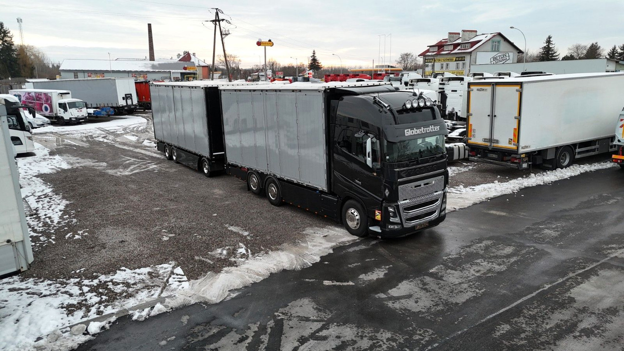 Volvo FH16 660 HP XL TANDEM 6x2 LIMITED EDITION - Camion fourgon: photos 3 Volvo FH16 660 HP XL TANDEM 6x2 LIMITED EDITION - Camion fourgon: photos 3