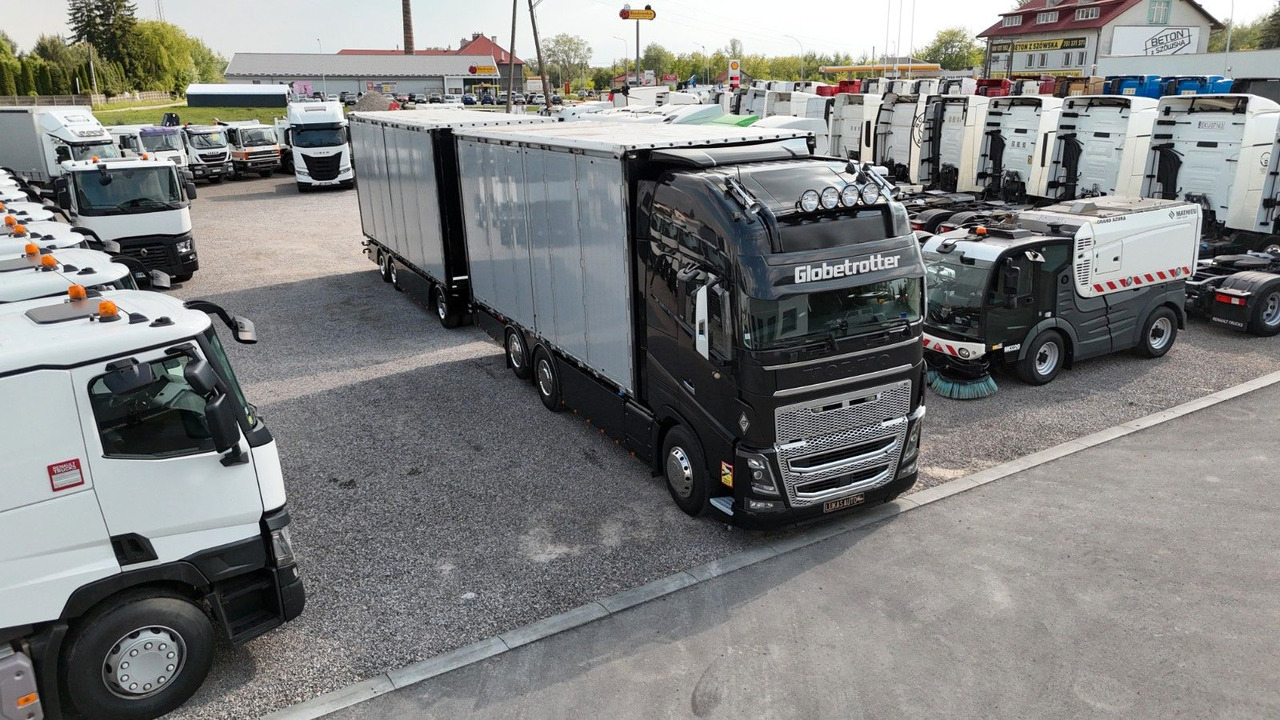 Volvo FH16 660 HP XL TANDEM 6x2 LIMITED EDITION - Camion fourgon: photos 3 Volvo FH16 660 HP XL TANDEM 6x2 LIMITED EDITION - Camion fourgon: photos 3