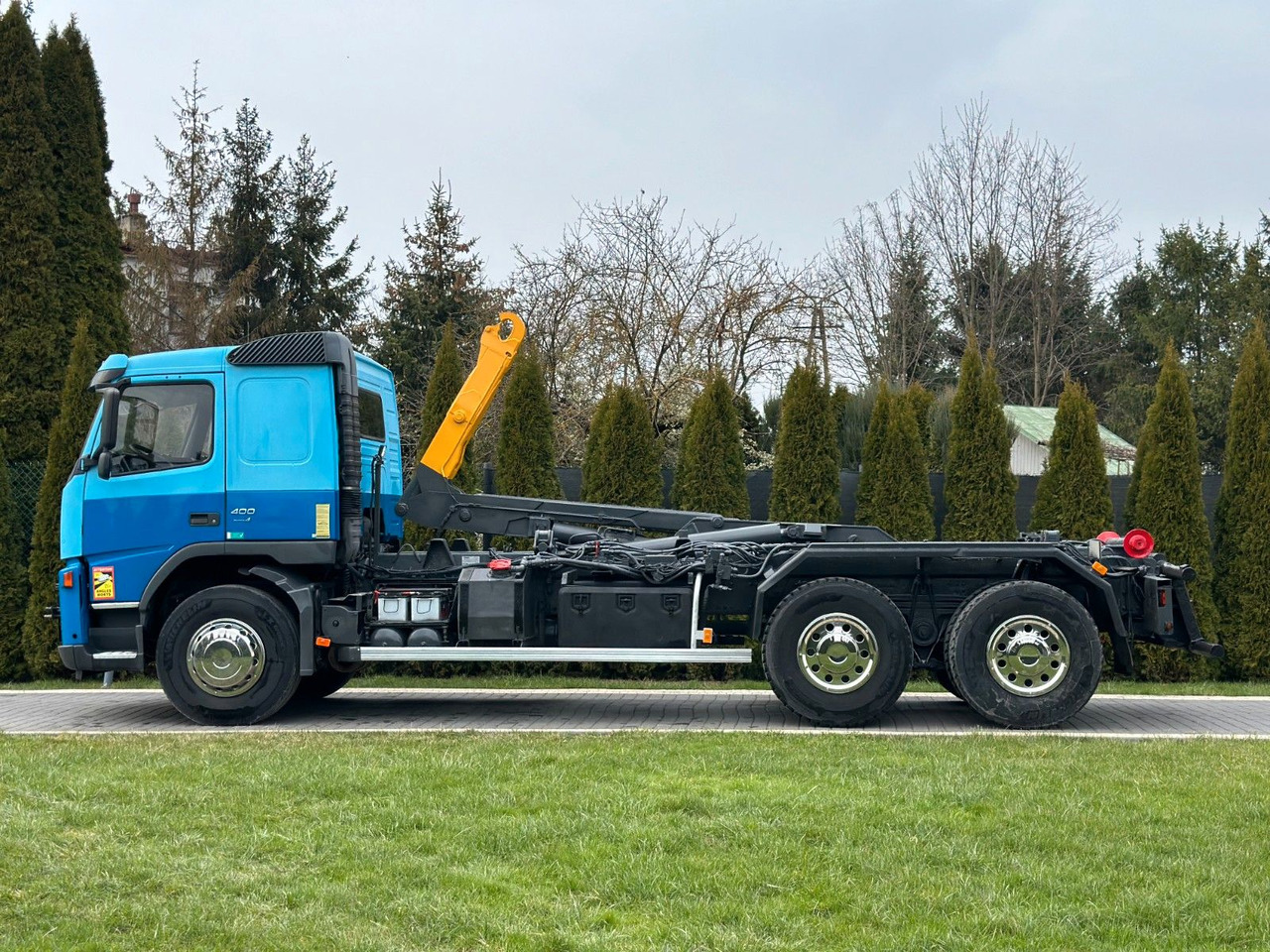 Volvo FM 400 MANUAL 6X4 ABROLLKIPPER - Camion ampliroll: photos 4 Volvo FM 400 MANUAL 6X4 ABROLLKIPPER - Camion ampliroll: photos 4