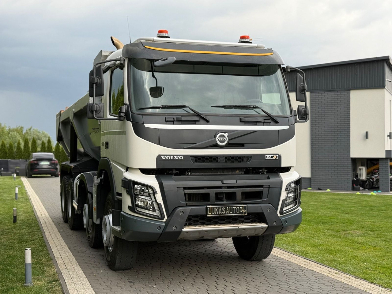 Volvo FMX 500 8X4 RETARDER - Camion benne: photos 2 Volvo FMX 500 8X4 RETARDER - Camion benne: photos 2