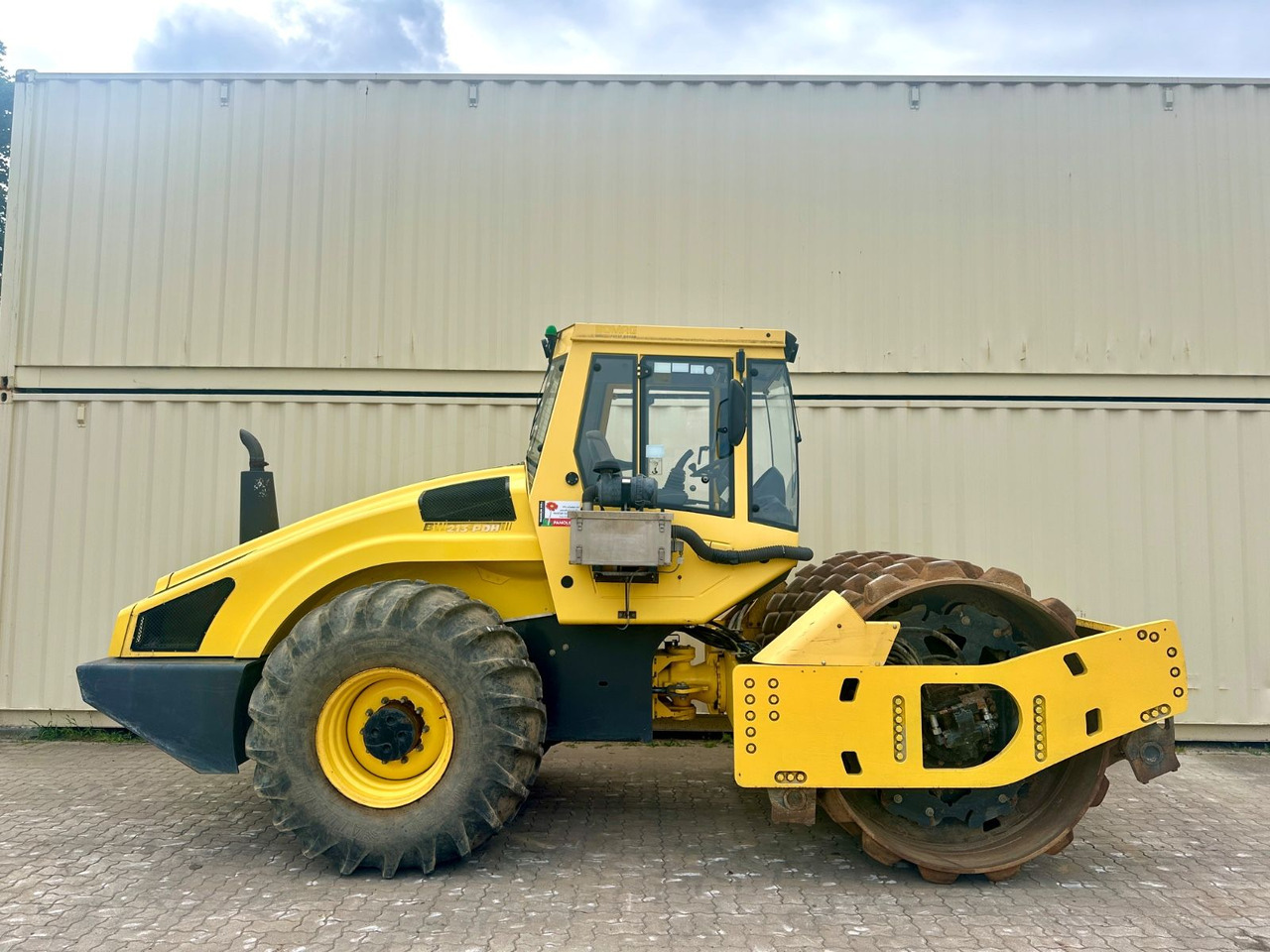BOMAG BW213PDH-4 / 2012 BJ / Deutsche Maschine - Compacteur à pieds de mouton/ Monocylindre: photos 5 BOMAG BW213PDH-4 / 2012 BJ / Deutsche Maschine - Compacteur à pieds de mouton/ Monocylindre: photos 5