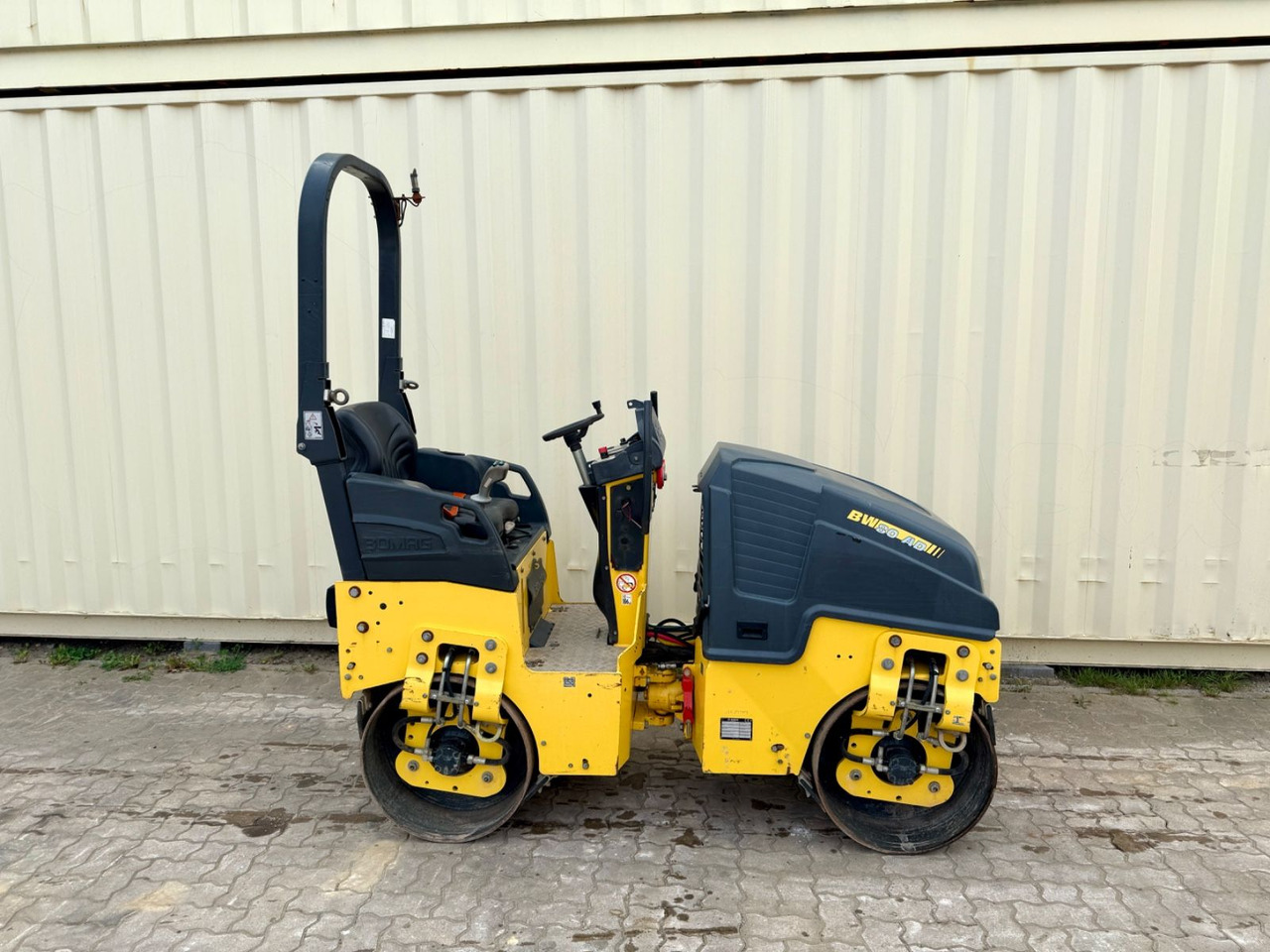 BOMAG BW80AD-5 / 2018 BJ / 1.005 H / 1.550 KG - Rouleau compresseur: photos 5 BOMAG BW80AD-5 / 2018 BJ / 1.005 H / 1.550 KG - Rouleau compresseur: photos 5