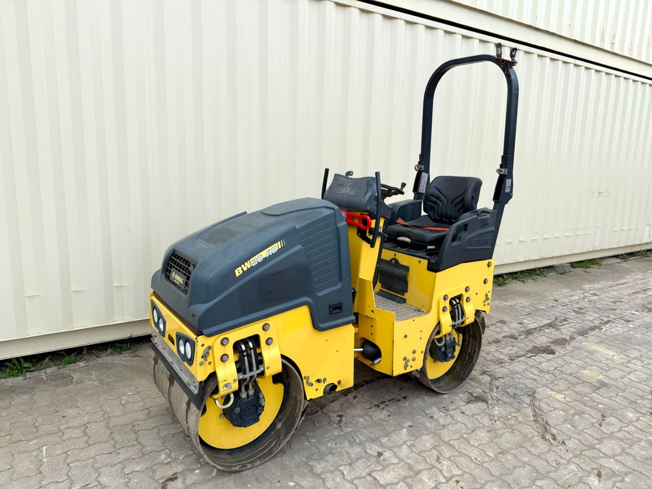 BOMAG BW80AD-5 / 2018 BJ / 1.005 H / 1.550 KG - Rouleau compresseur: photos 1 BOMAG BW80AD-5 / 2018 BJ / 1.005 H / 1.550 KG - Rouleau compresseur: photos 1