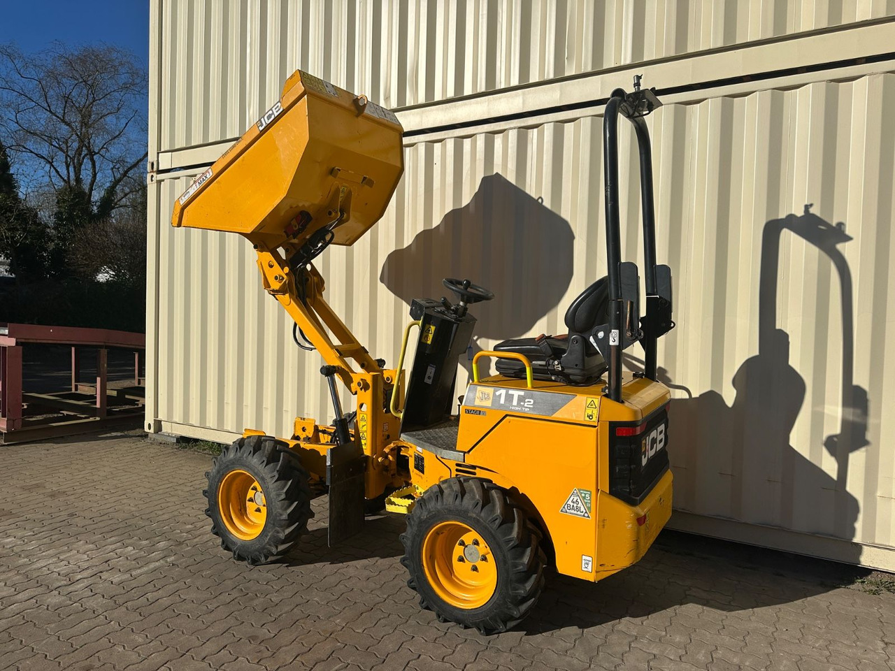 JCB 1T-2 High Tip Dumper, 632 Bh, 1.000 KG - Mini tombereau: photos 3 JCB 1T-2 High Tip Dumper, 632 Bh, 1.000 KG - Mini tombereau: photos 3