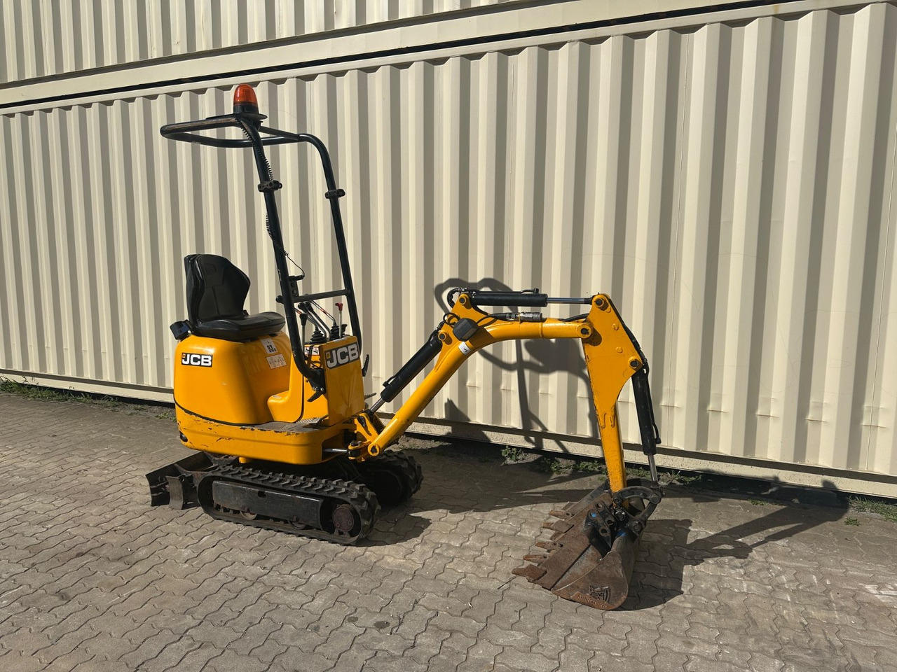 JCB 8008 CTS, 2021 BJ, 972 BH, 3 x Löffel - Mini pelle: photos 4 JCB 8008 CTS, 2021 BJ, 972 BH, 3 x Löffel - Mini pelle: photos 4