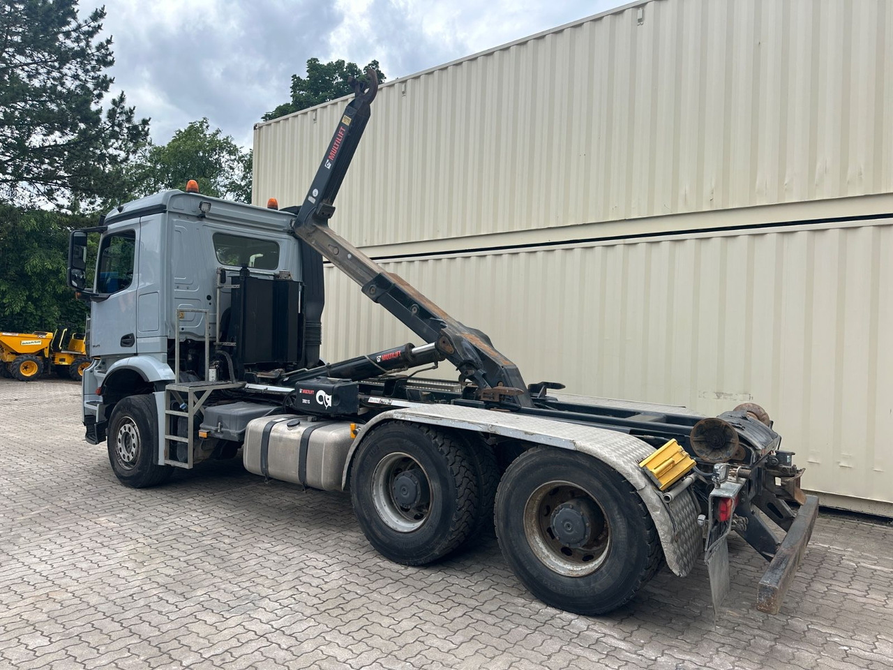 Mercedes-Benz Arocs 2643/Hiab M. /1. Hd /R.St. 3.90m/265.773KM - Camion ampliroll: photos 3 Mercedes-Benz Arocs 2643/Hiab M. /1. Hd /R.St. 3.90m/265.773KM - Camion ampliroll: photos 3