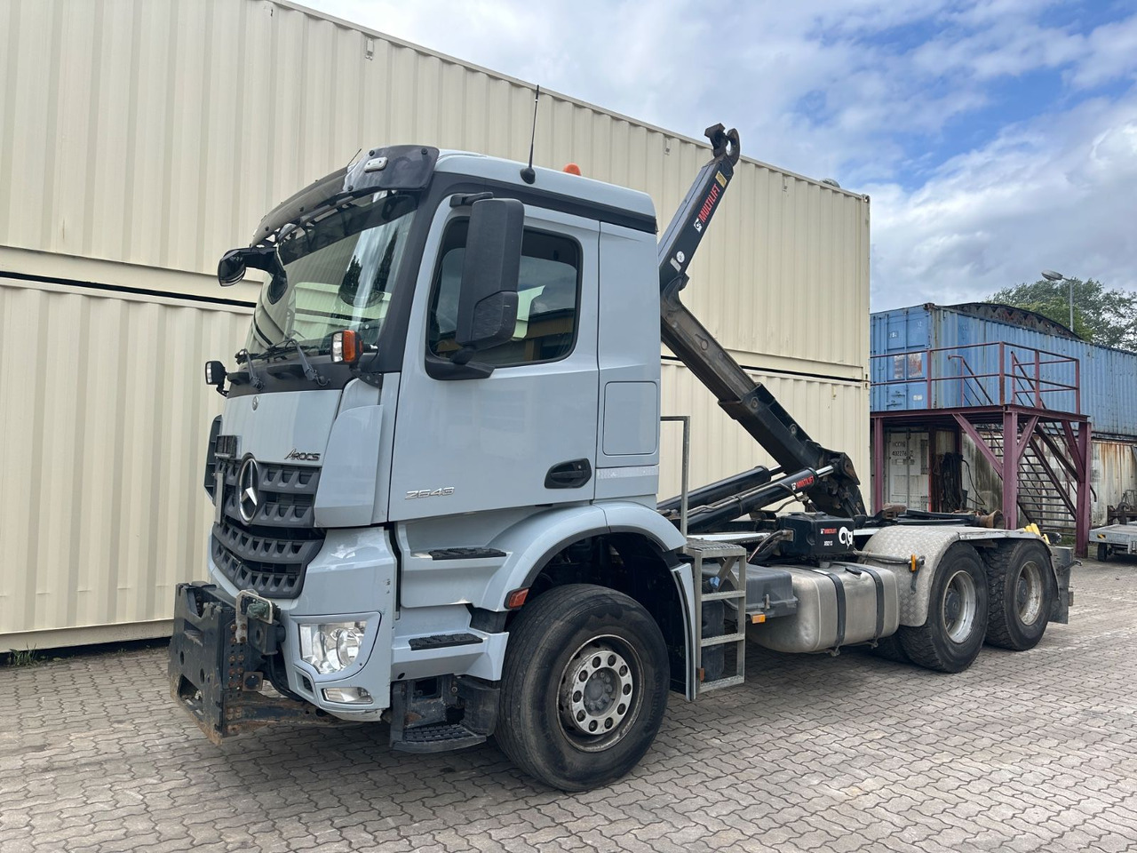 Mercedes-Benz Arocs 2643/Hiab M. /1. Hd /R.St. 3.90m/265.773KM - Camion ampliroll: photos 1 Mercedes-Benz Arocs 2643/Hiab M. /1. Hd /R.St. 3.90m/265.773KM - Camion ampliroll: photos 1