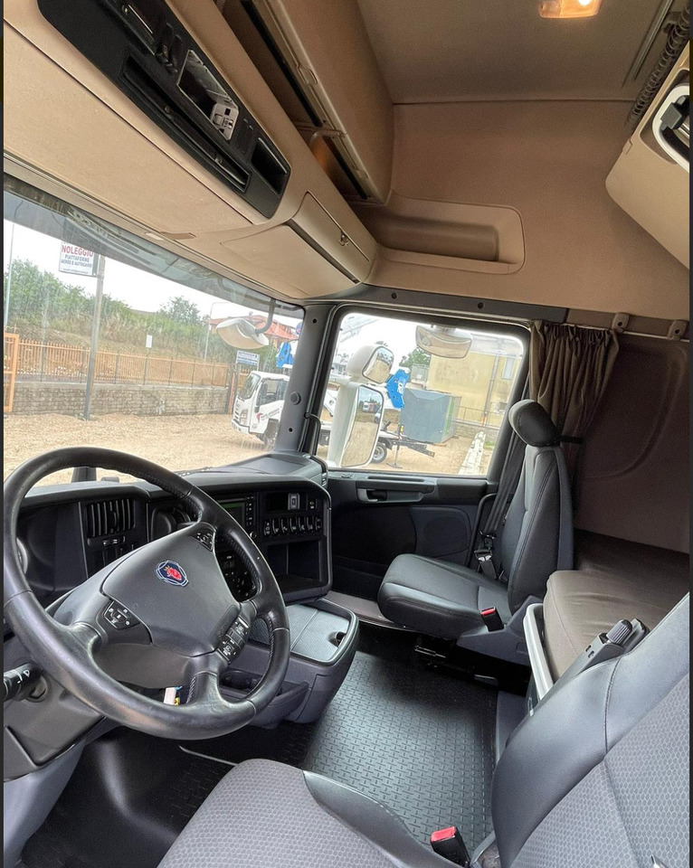 SCANIA R490 TOP LINE - Tracteur routier: photos 3 SCANIA R490 TOP LINE - Tracteur routier: photos 3