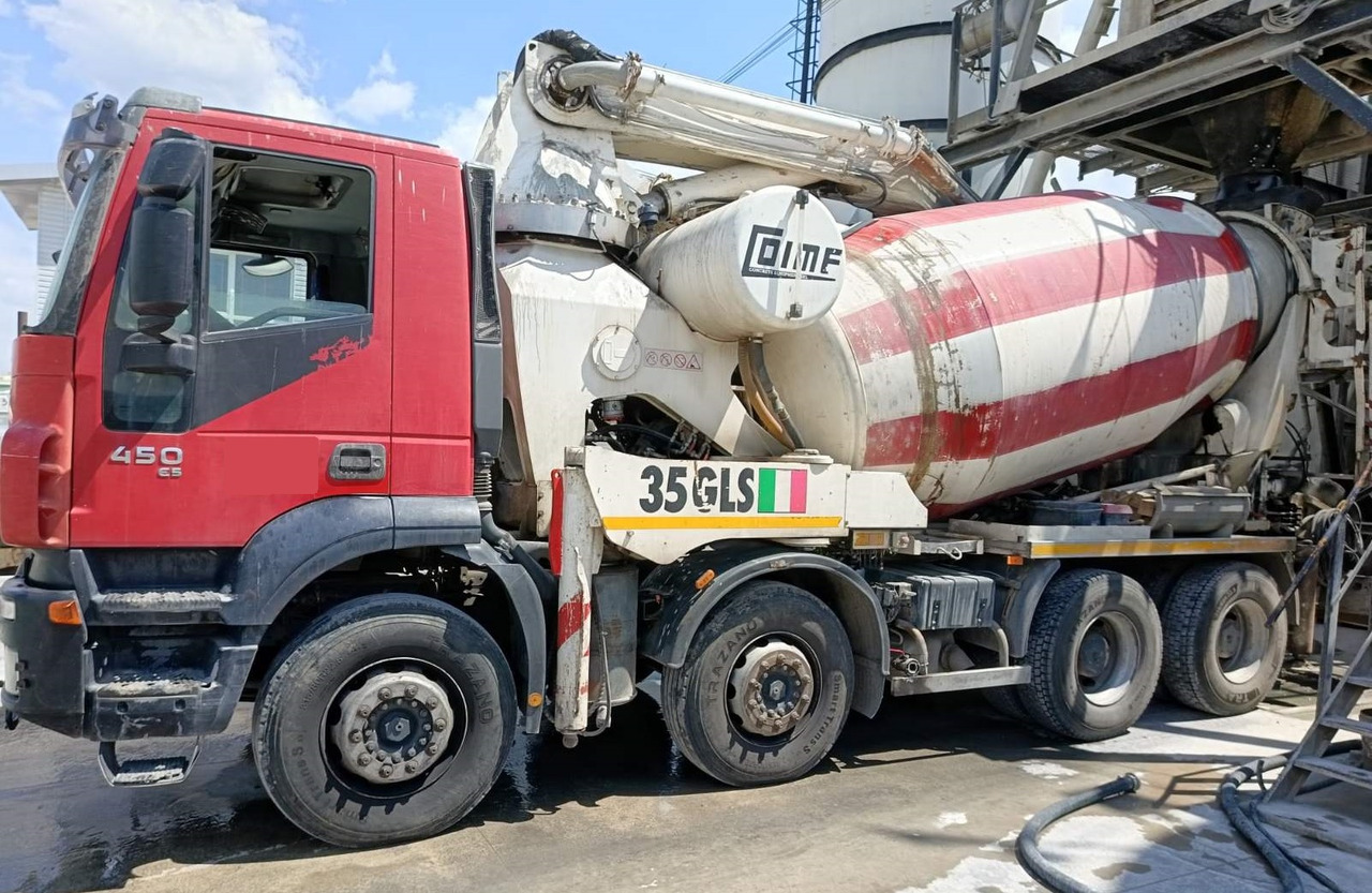 IVECO TRAKKER 450 COIME 35 - Camion pompe: photos 3 IVECO TRAKKER 450 COIME 35 - Camion pompe: photos 3