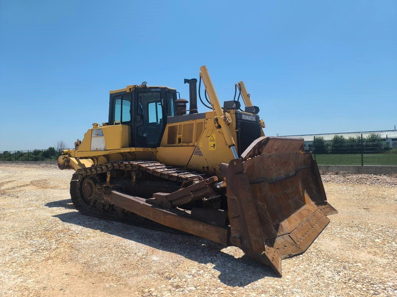 Komatsu D155AX-6 - Bulldozer: photos 1 Komatsu D155AX-6 - Bulldozer: photos 1