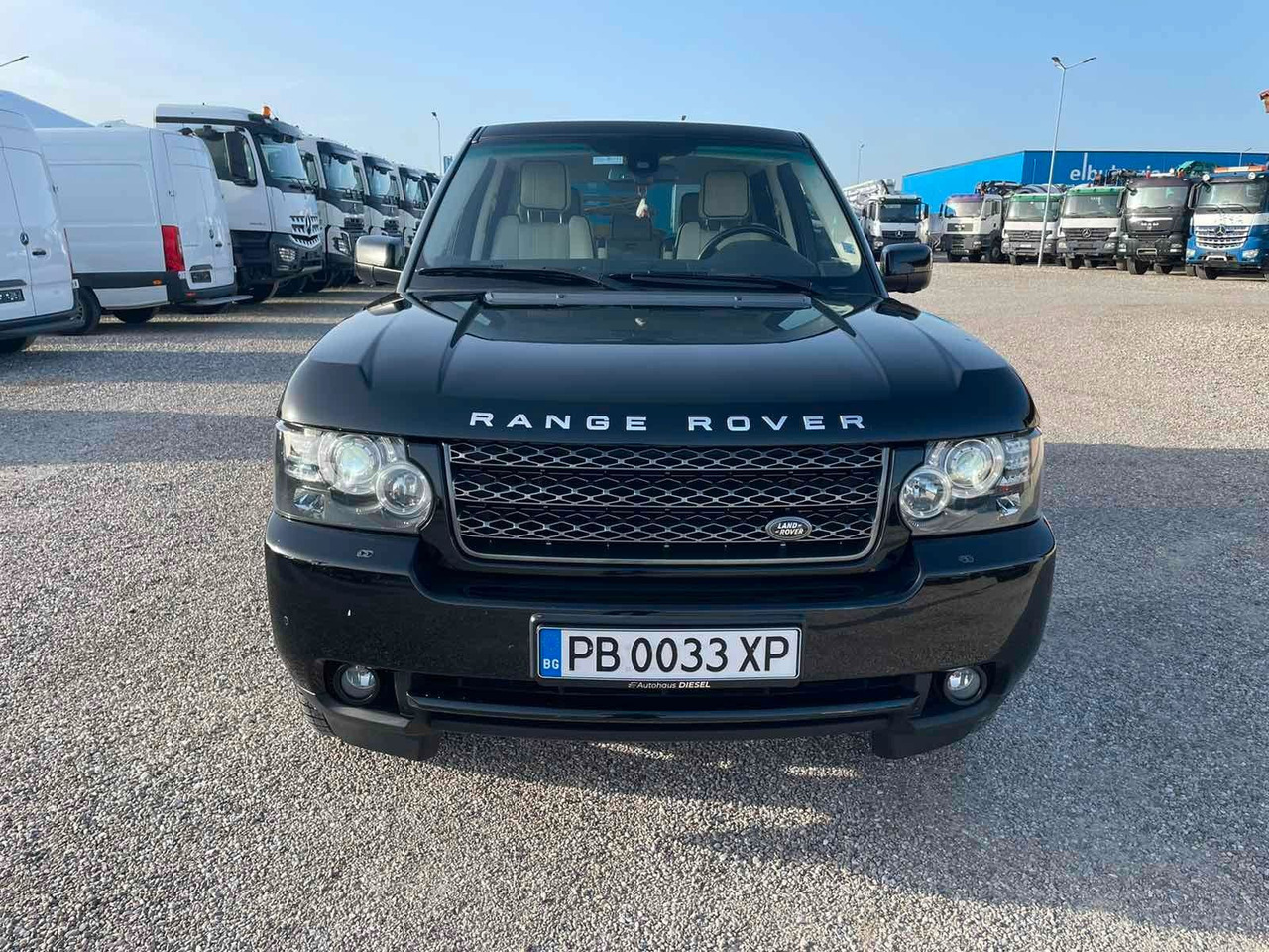 Land Rover Range Rover Vogue 4.4 TDV8 - SUV: photos 2 Land Rover Range Rover Vogue 4.4 TDV8 - SUV: photos 2