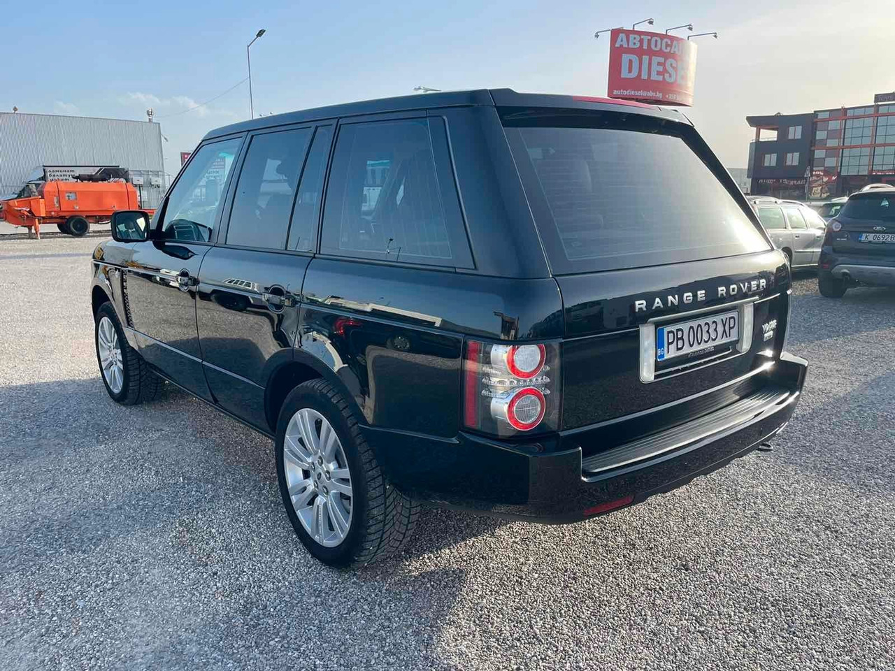 Land Rover Range Rover Vogue 4.4 TDV8 - SUV: photos 5 Land Rover Range Rover Vogue 4.4 TDV8 - SUV: photos 5