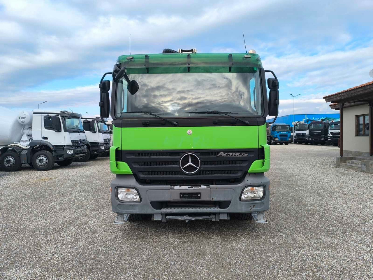 Mercedes-Benz ACTROS 2641 Schwing S34 X-P - Camion pompe: photos 2 Mercedes-Benz ACTROS 2641 Schwing S34 X-P - Camion pompe: photos 2