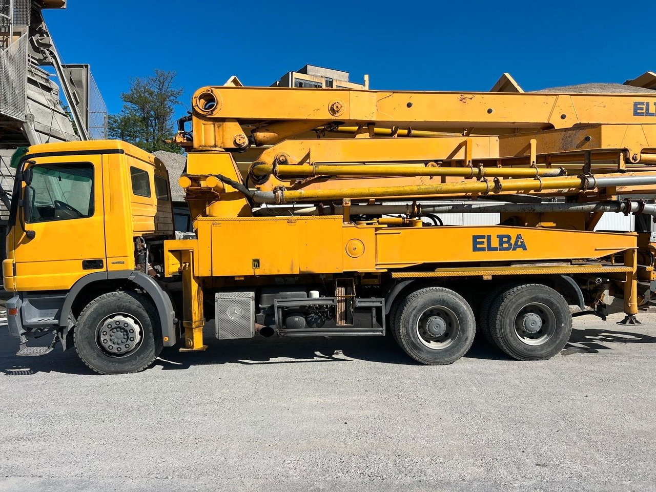 Mercedes-Benz ACTROS 3332 ELBA SCHWING 36M - Camion pompe: photos 5 Mercedes-Benz ACTROS 3332 ELBA SCHWING 36M - Camion pompe: photos 5