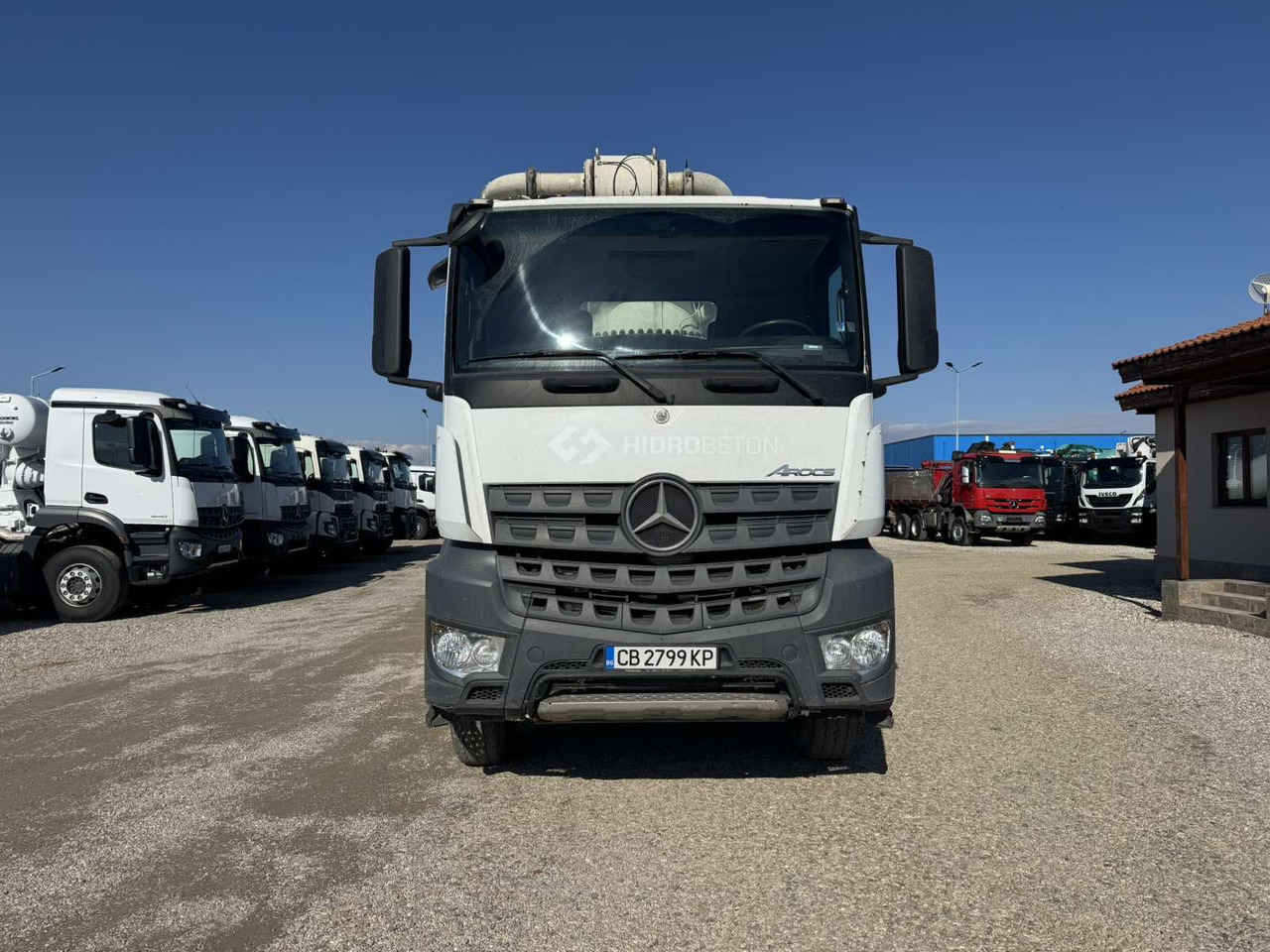 Mercedes-Benz AROCS 3743 PUTZMEISTER M47-5 - Camion pompe: photos 2 Mercedes-Benz AROCS 3743 PUTZMEISTER M47-5 - Camion pompe: photos 2