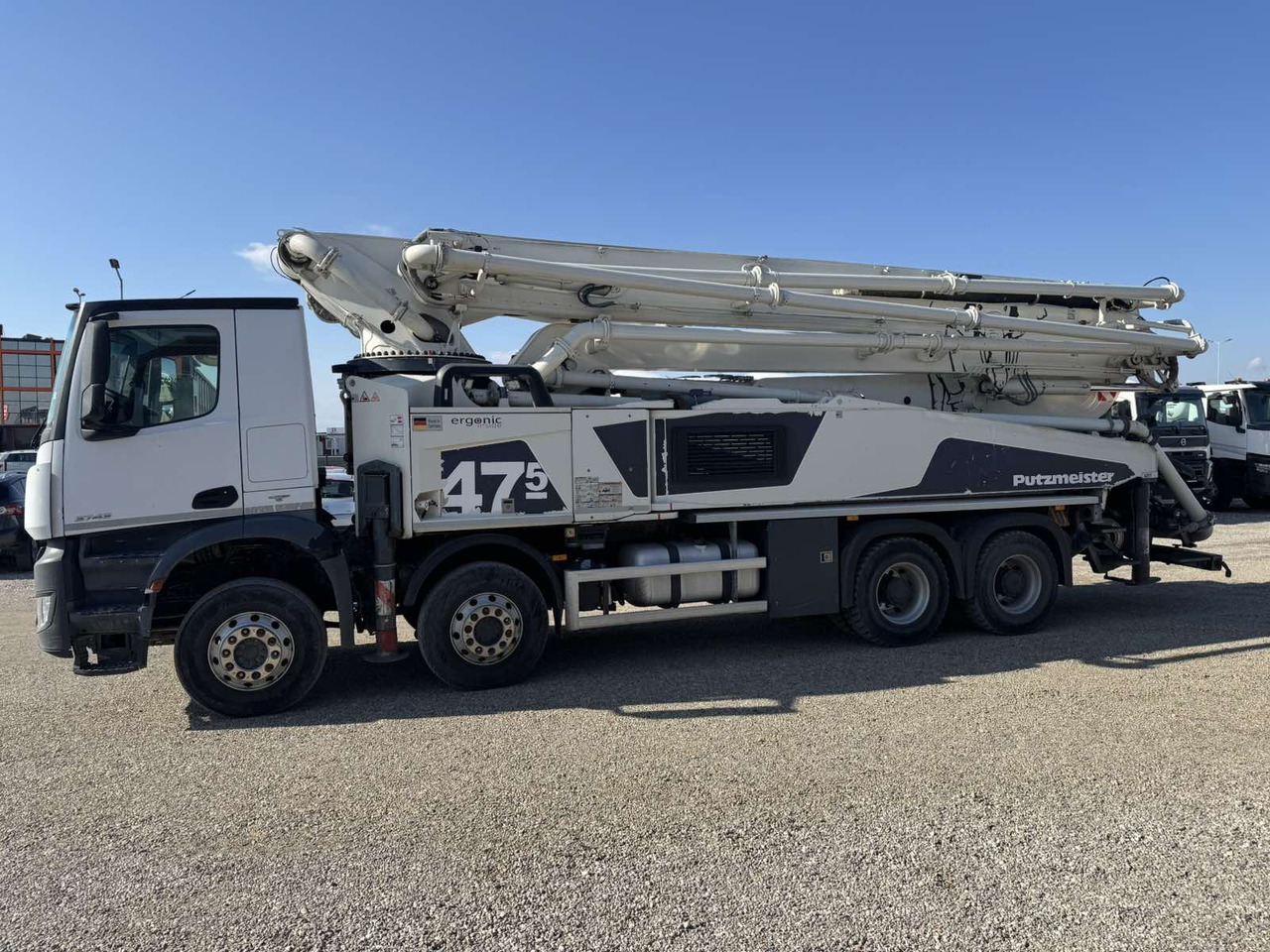 Mercedes-Benz AROCS 3743 PUTZMEISTER M47-5 - Camion pompe: photos 4 Mercedes-Benz AROCS 3743 PUTZMEISTER M47-5 - Camion pompe: photos 4