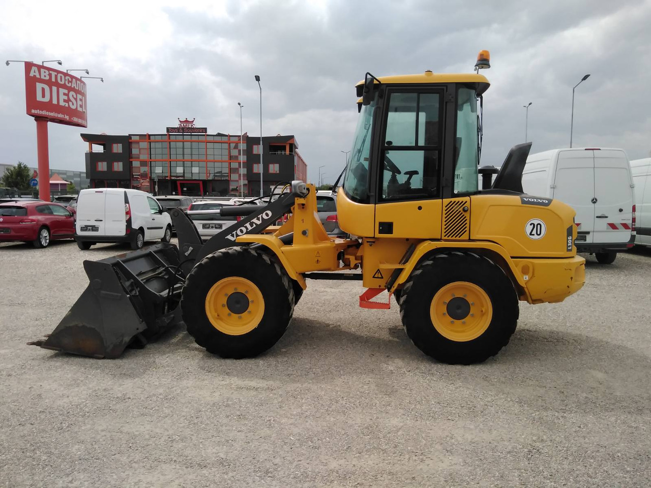 VOLVO L30G - Chargeuse sur pneus: photos 4 VOLVO L30G - Chargeuse sur pneus: photos 4