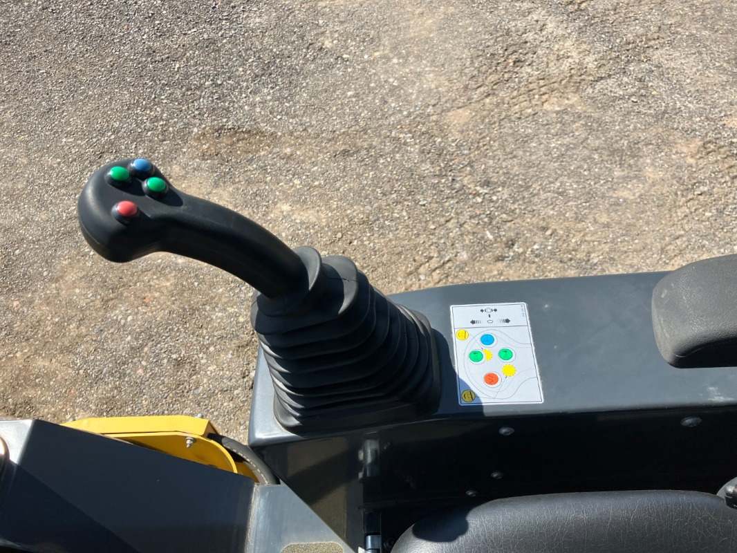 BOMAG DE BW 124 DH-5 Stage V/Tier 4f - Compacteur: photos 5 BOMAG DE BW 124 DH-5 Stage V/Tier 4f - Compacteur: photos 5