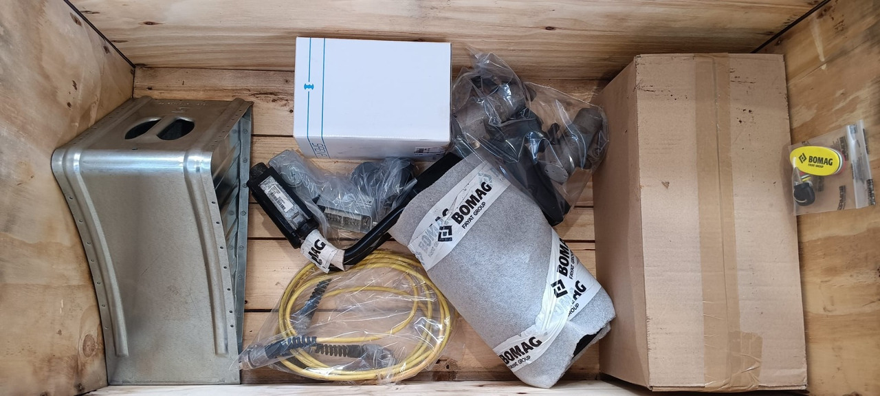 BOMAG IT BF 300 P-2 S340-2 TV Stage V/Tier 4f - Finisseur: photos 4 BOMAG IT BF 300 P-2 S340-2 TV Stage V/Tier 4f - Finisseur: photos 4